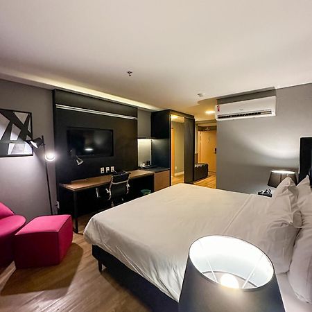 Qs Marista Hotel By Atlas Goiania Bagian luar foto