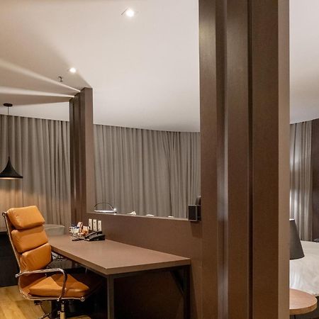 Qs Marista Hotel By Atlas Goiania Bagian luar foto