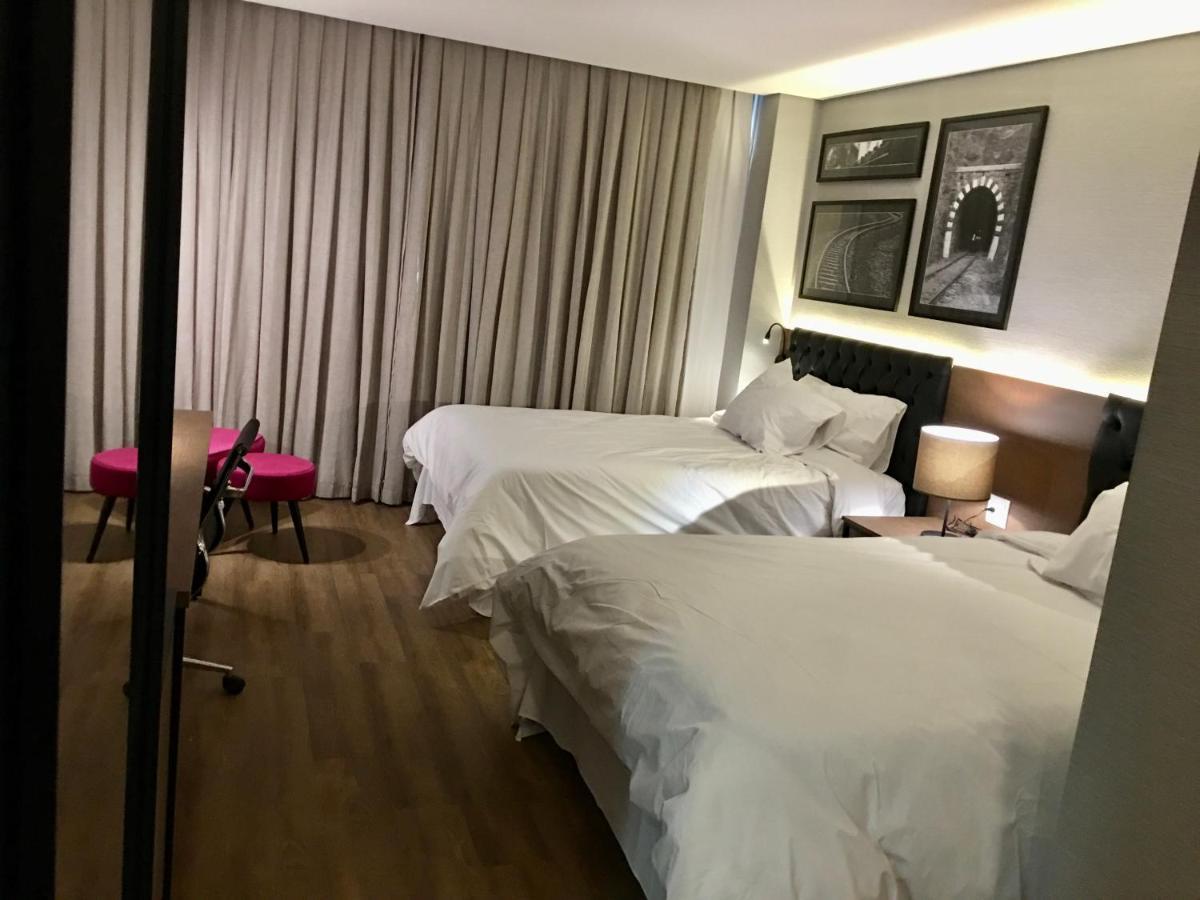 Qs Marista Hotel By Atlas Goiania Bagian luar foto