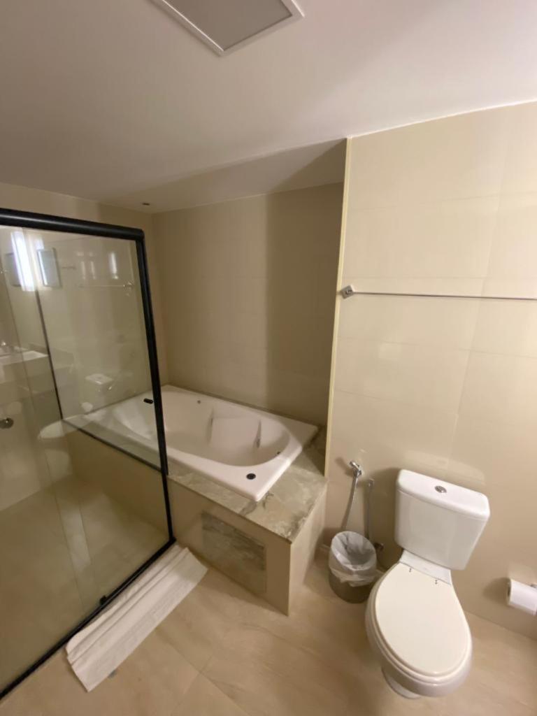 Qs Marista Hotel By Atlas Goiania Bagian luar foto
