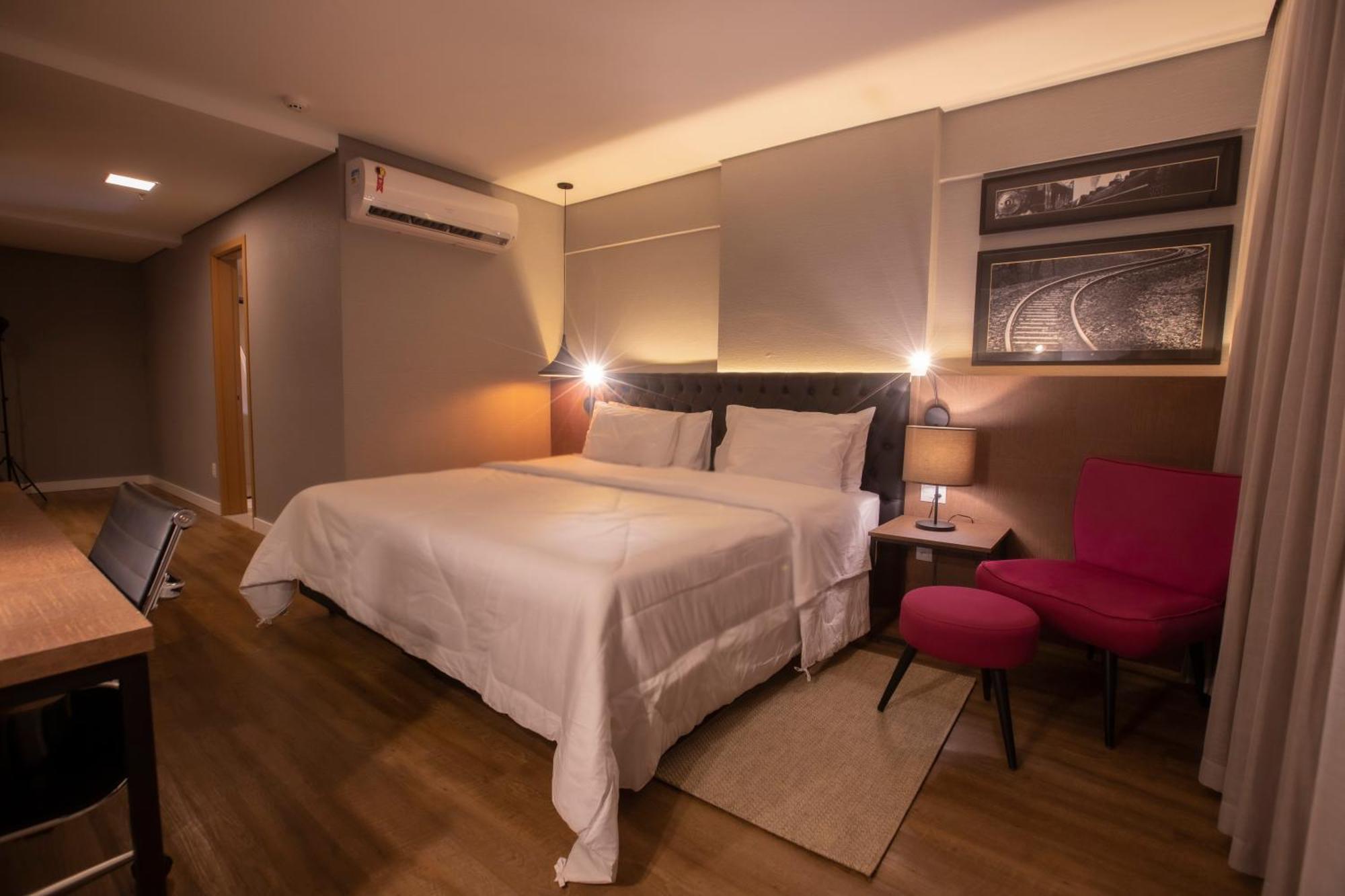 Qs Marista Hotel By Atlas Goiania Bagian luar foto