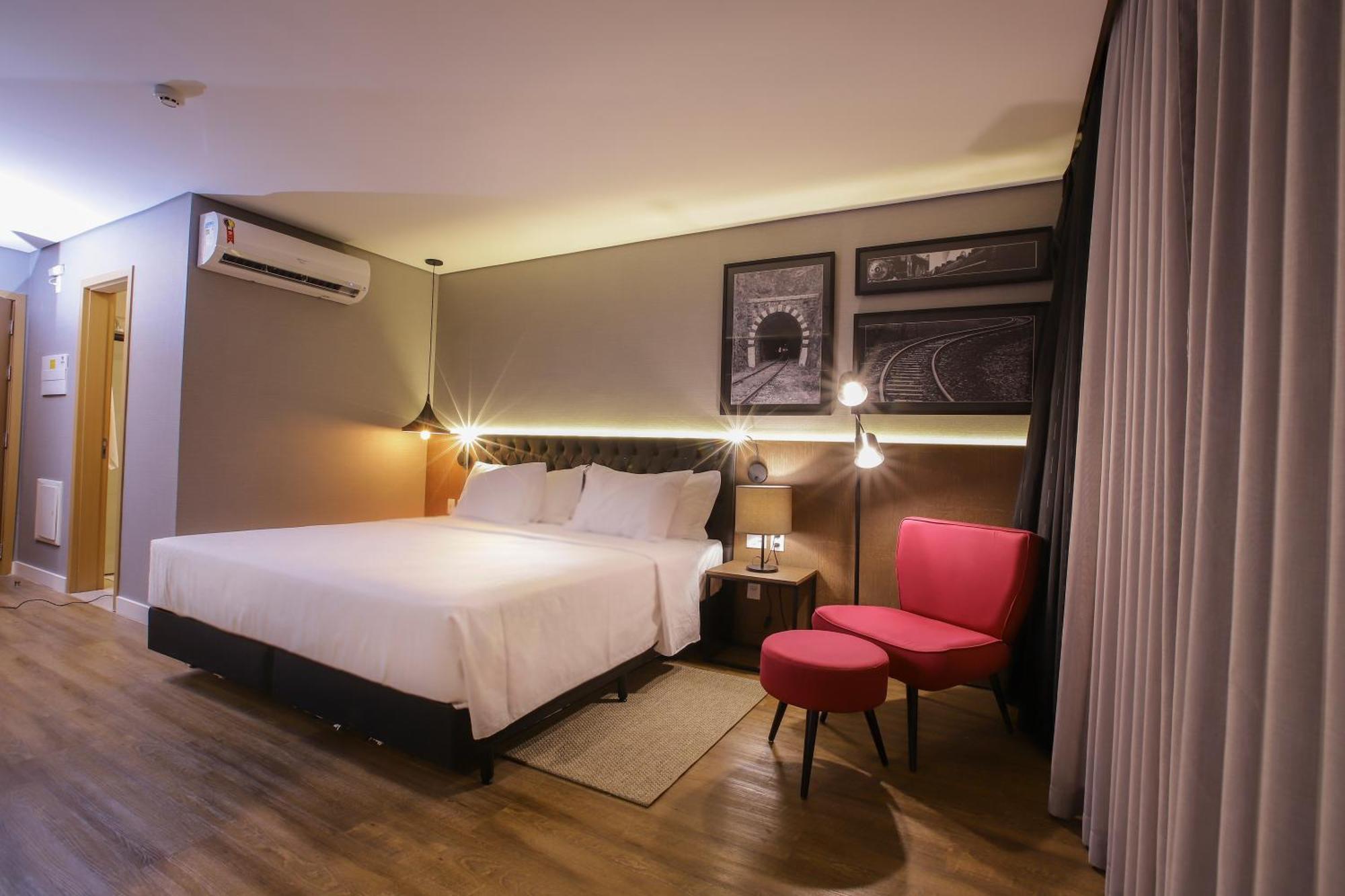 Qs Marista Hotel By Atlas Goiania Bagian luar foto