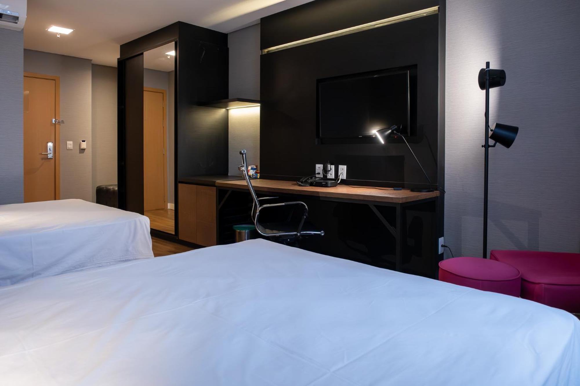 Qs Marista Hotel By Atlas Goiania Bagian luar foto