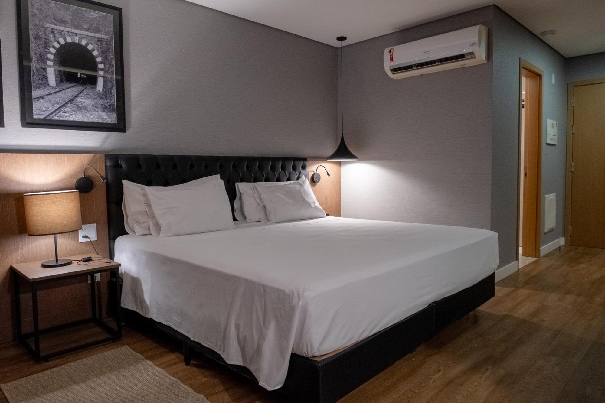 Qs Marista Hotel By Atlas Goiania Bagian luar foto
